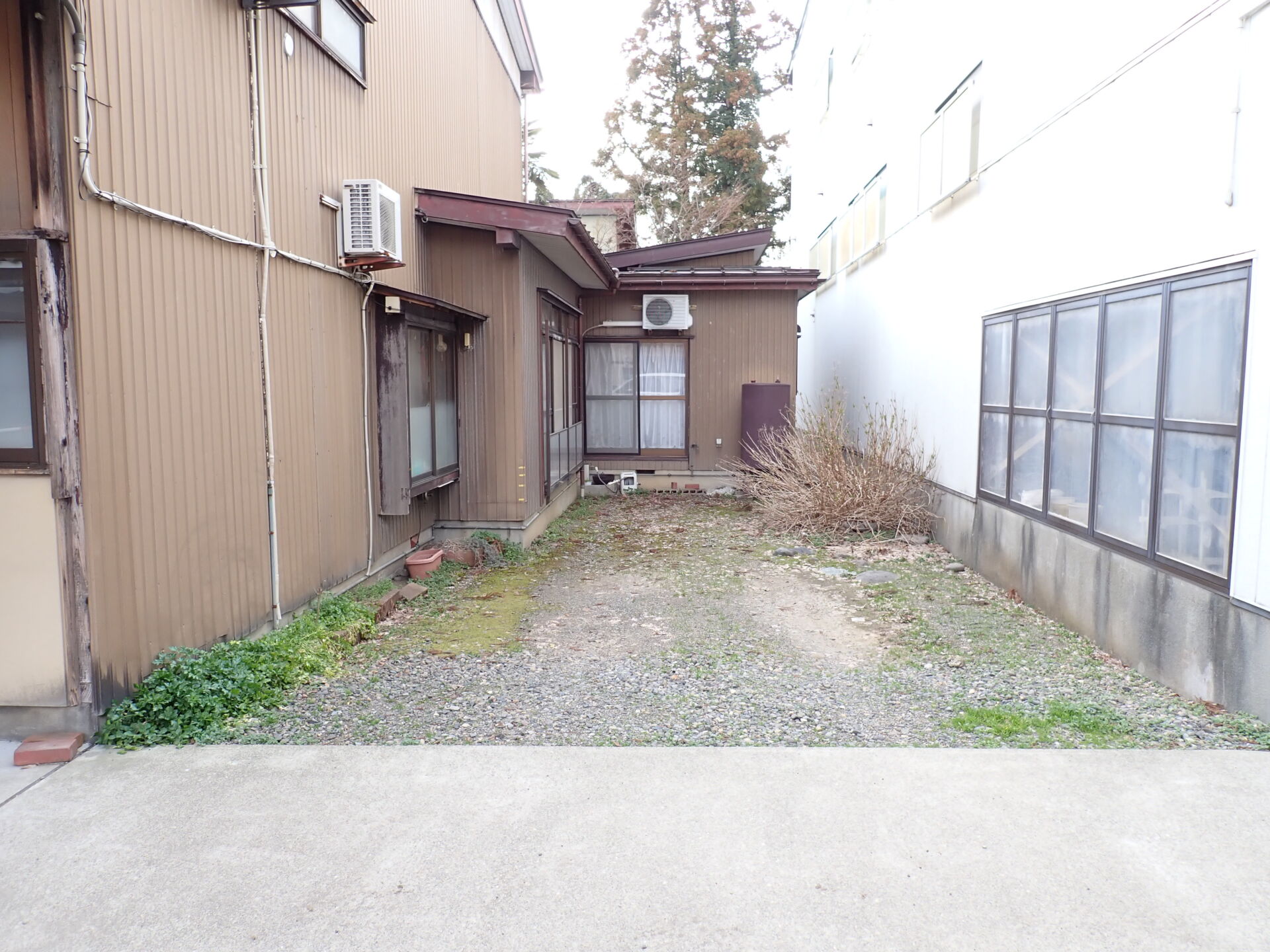 カーポート設置（before）